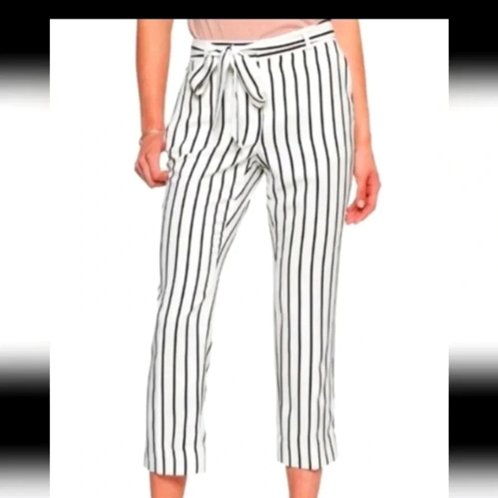 Banana Republic Petite Avery Tie-Waist Stripe Pant. 4P